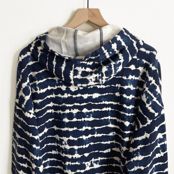 Athleta Sweatshirt Womens XL Blue Striped Pullover Comfort‎ Sporty Soft Stretchy - Picture 8 of 13